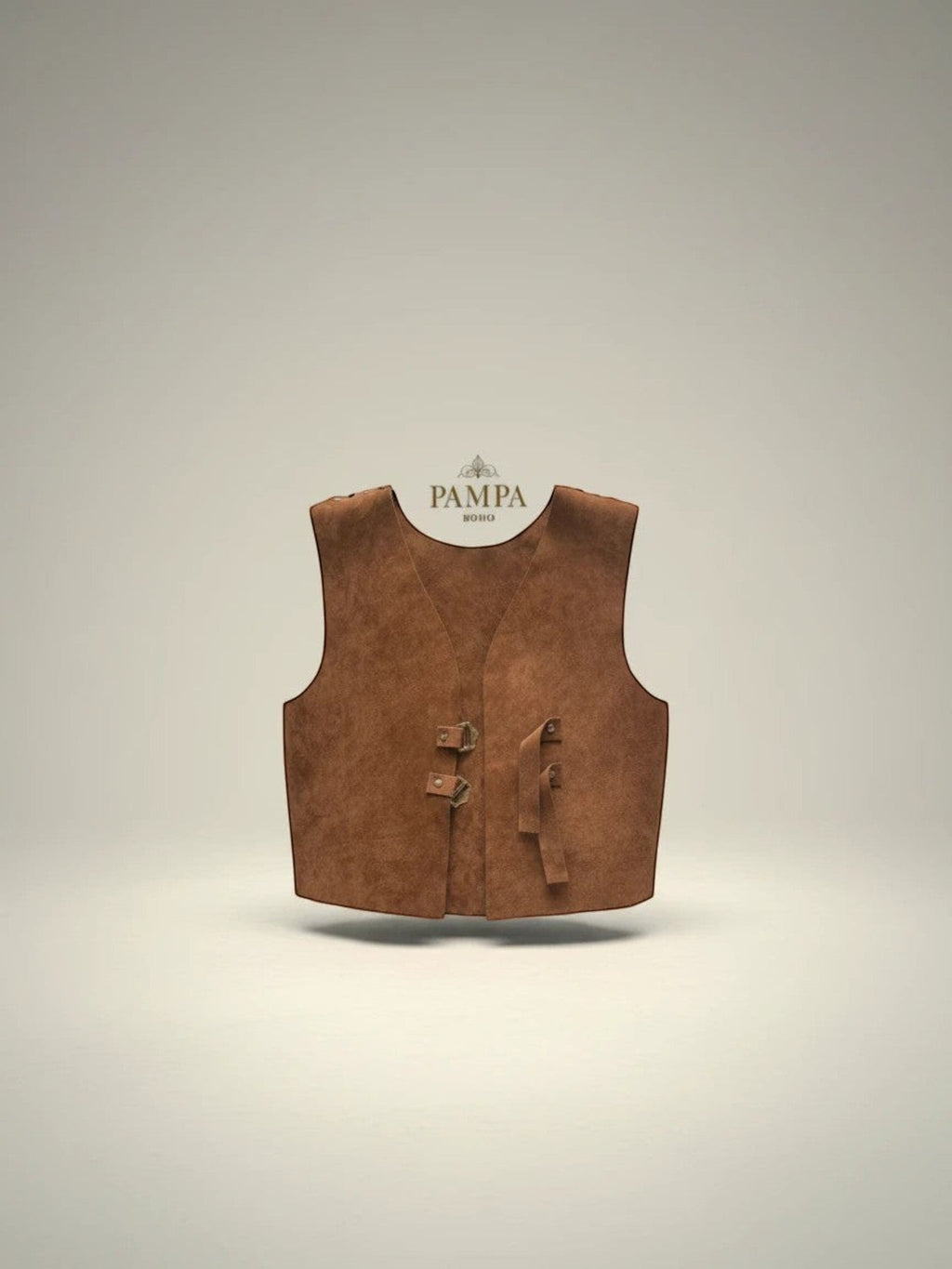 Chaleco Annie de Pampa Boho, de piel artesanal marrón, sin mangas, ajustable con hebillas y cierre en la espalda.